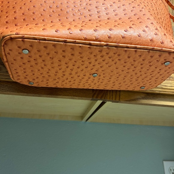 Sassy Jones NWT ostrich style Orange Tote Bag & wallet - Picture 4 of 6